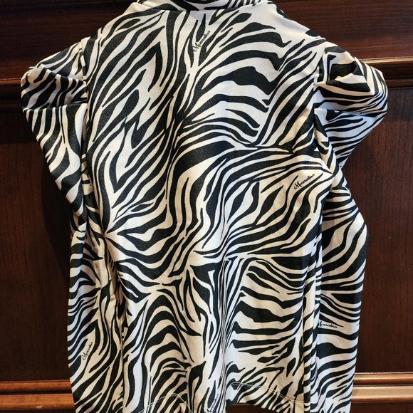 Mona Lisa Jersey Top - Picture 5 of 5